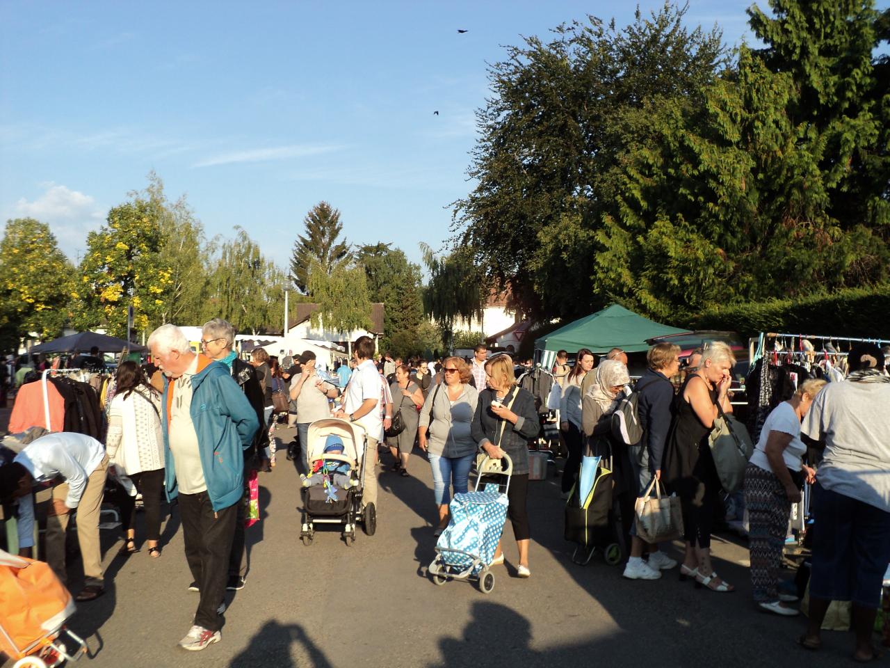 Marché aux puces Rotonde