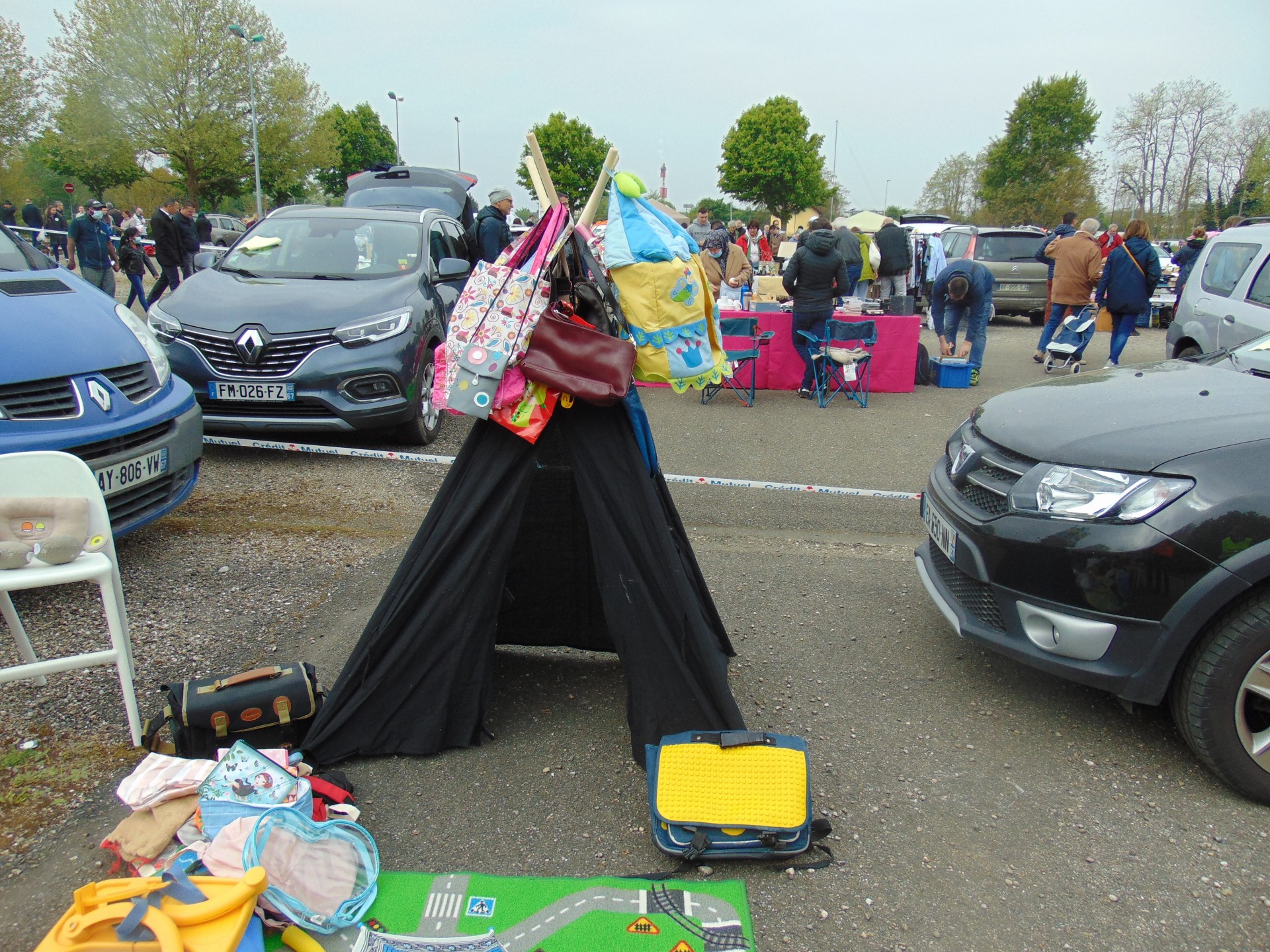 Marché aux puces Ducs d'Alsace 1° mai 2022